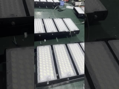 काला ABS सोलर लाइट रिमोट कंट्रोल 50w 100w 200w 300w 400w 500w एलईडी सोलर फ्लड लाइट