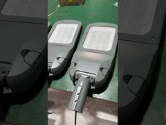 आउटडोर लाइटिंग आईपी65 वाटरप्रूफ एल्यूमिनियम मोशन सेंसर सोलर लैंप 300w 400w 500w