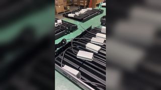 अनुकूलन योग्य प्रकाश स्पेक्ट्रा के साथ कस्टम ऊर्जा कुशल IP66 जलरोधक एलईडी स्टेडियम प्रकाश व्यवस्था