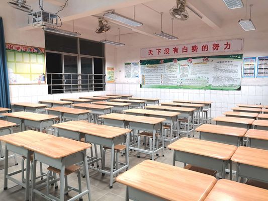 आँख की सुरक्षा के लिए 50,000 घंटे के जीवनकाल के साथ 4000K डिमेबल एलईडी क्लासरूम लाइट