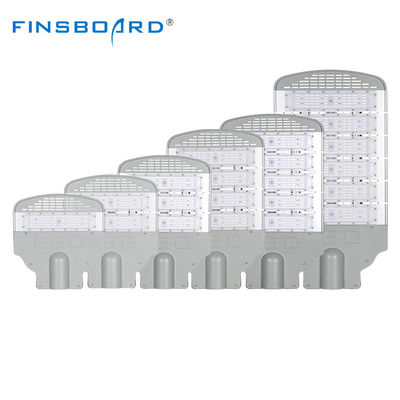 IP65 वाटरप्रूफ हाई ट्रांसमिटेंस डाई-कास्टिंग एल्यूमीनियम एलईडी स्ट्रीट लाइट आउटडोर वातावरण के लिए