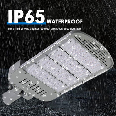 मजबूत और टिकाऊ एंटी यूवी आउटडोर एलईडी स्ट्रीट लाइट IP65 SMD3030