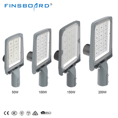 Ip67 डाई-कास्ट एल्यूमीनियम 50w 100w 150w 200w लाइट कंट्रोल इंटीग्रेटेड एलईडी स्ट्रीट लाइट